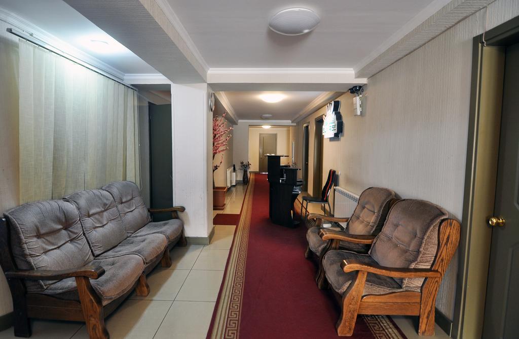 Sun Rise Hotel Tiflis Dış mekan fotoğraf